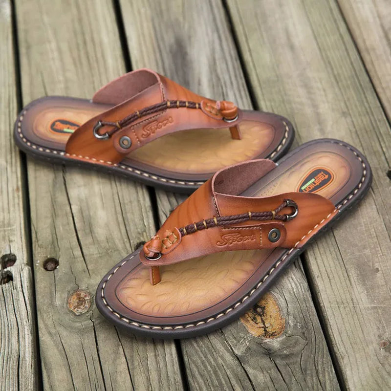 Handmade Leather Slippers Summer Fashion Men Flip Flops Outdoor Slippers Breathable Comfortable Man Flip-Flops plus Size