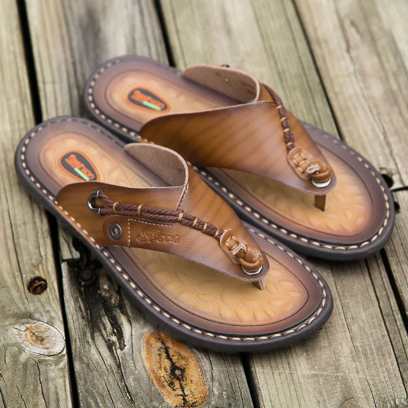 Handmade Leather Slippers Summer Fashion Men Flip Flops Outdoor Slippers Breathable Comfortable Man Flip-Flops plus Size